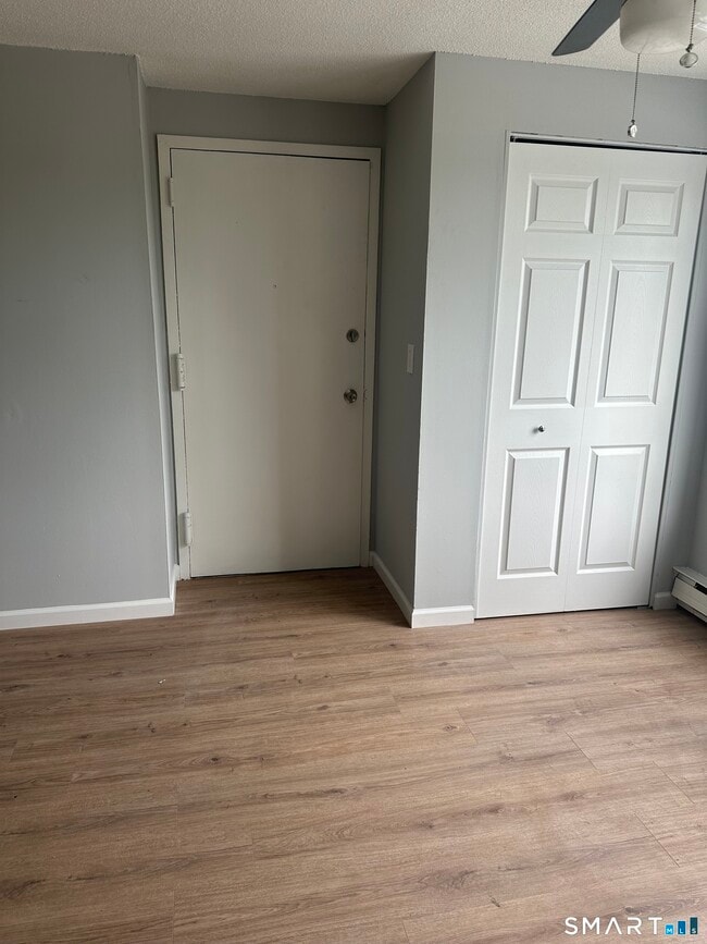 Building Photo - 5 Nabby Rd