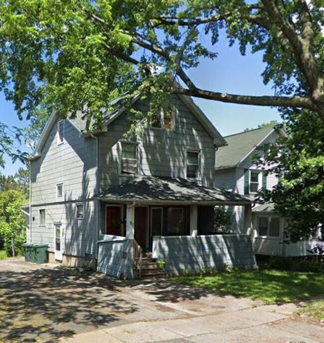 Building Photo - 80 Rand St