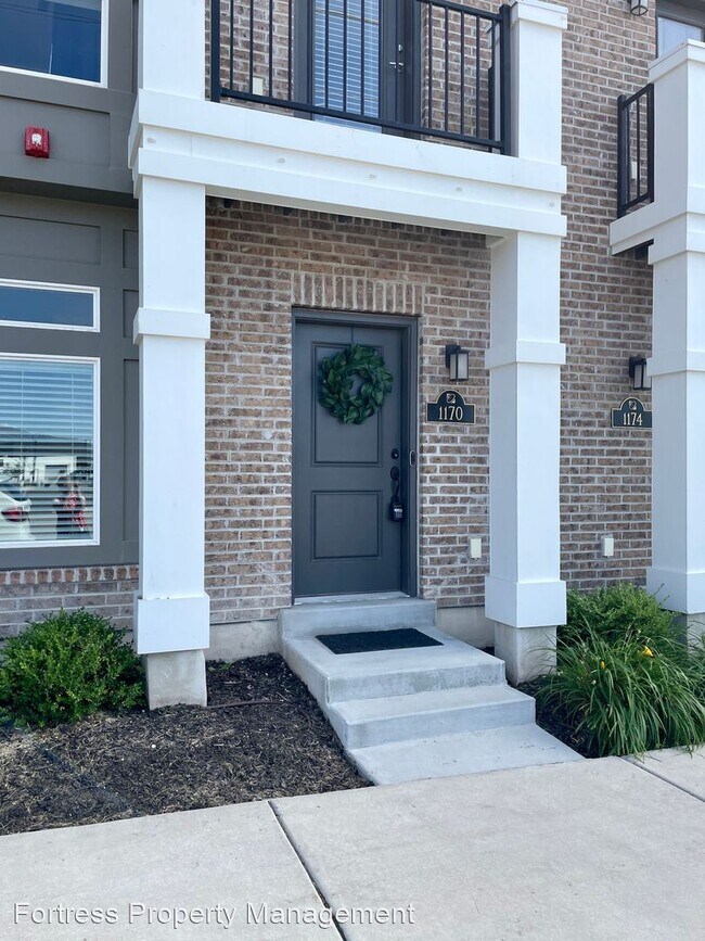 Building Photo - 2 br, 3 bath House - 1170 W Clark Ln