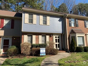 Building Photo - 5668 Hamstead Crossing