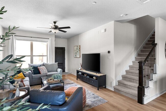 Building Photo - 2500 Forest Creek Dr