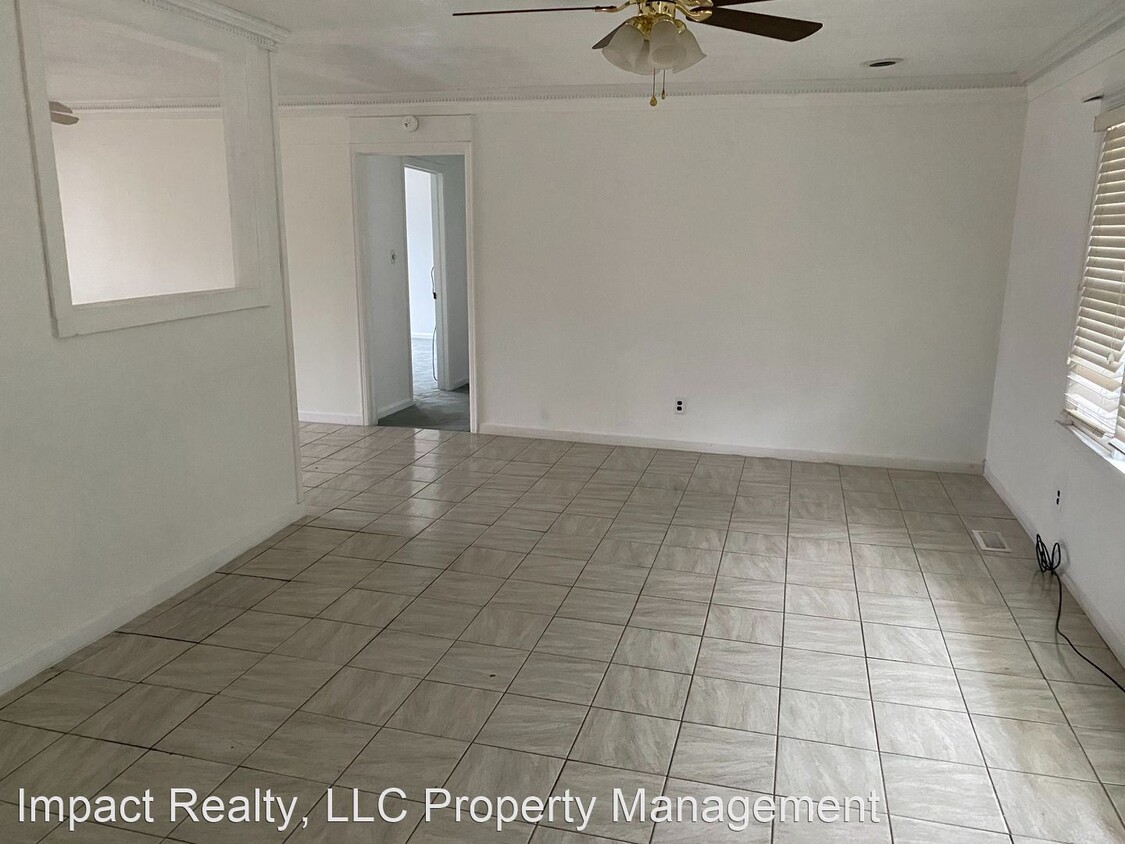Primary Photo - 3 br, 2 bath House - 872 South 5th Street
