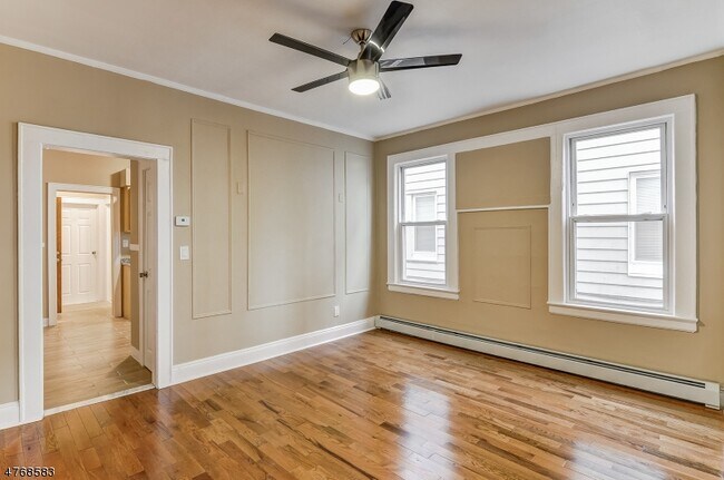 Building Photo - 15 Nelson Pl