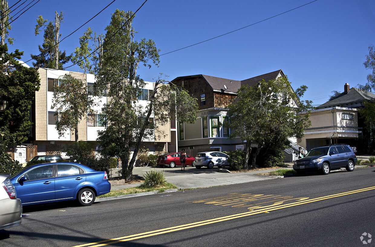 Foto del edificio - 2243-2245 Ashby Ave