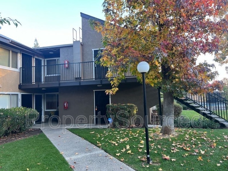 Primary Photo - 325 Standiford Ave