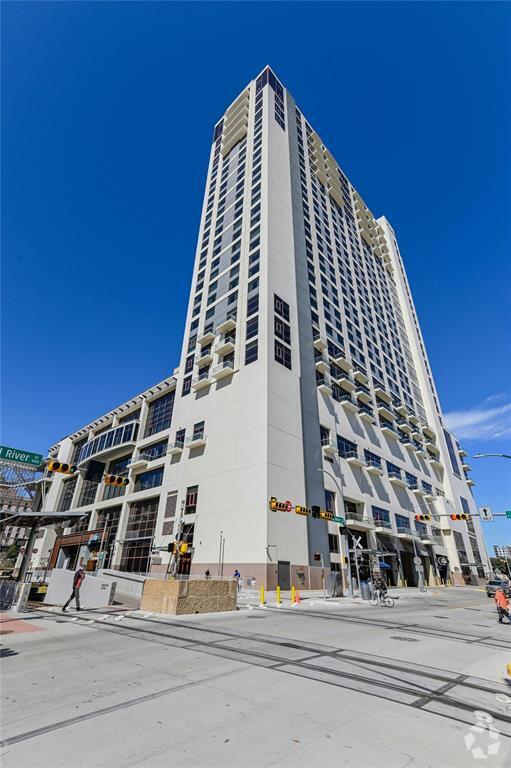 Building Photo - 555 E 5th St.