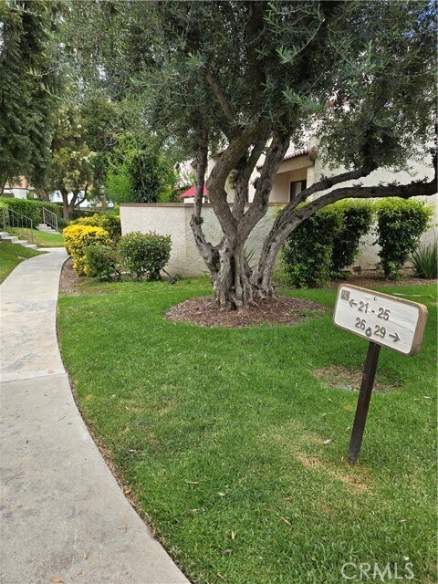 Foto del edificio - 5800 Owensmouth Ave