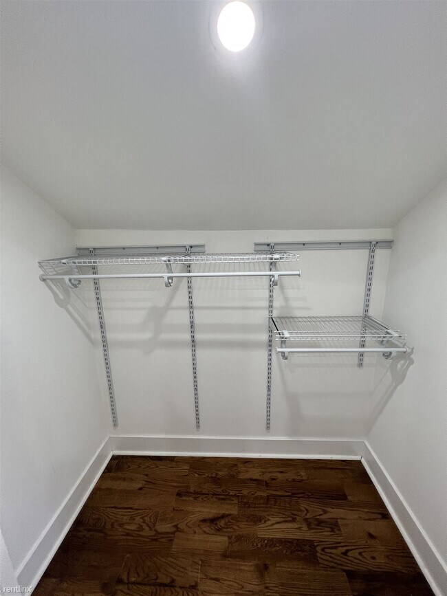 Foto del edificio - 3 br, 2 bath Duplex - 5272 Courville Stree...