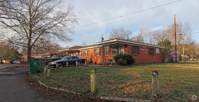 Foto del edificio - Cummings Avenue Apartments