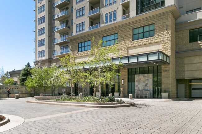 Foto del edificio - 5445 Landmark Pl