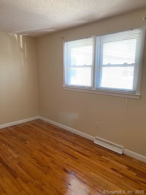 Foto del edificio - 78 Corey Ln