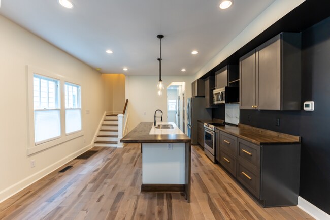 Foto del edificio - 2830 N Park Ave