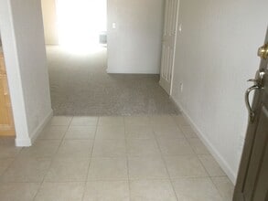 Building Photo - 1515 Beck Cir