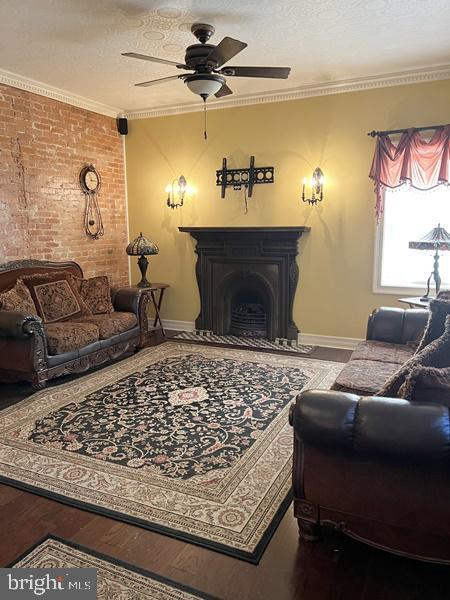 Foto del edificio - 416 Roosevelt Ave