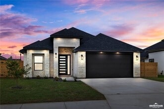 Building Photo - 20 La Laguna Rd