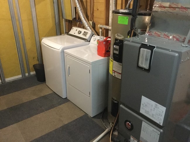 Building Photo - 9833 Timbers Dr