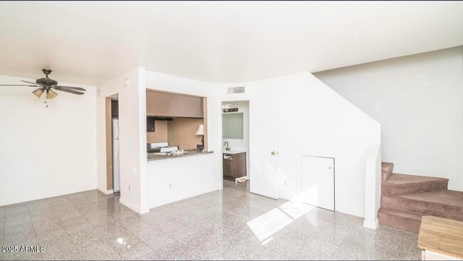 Foto del edificio - 6302 N 64th Dr