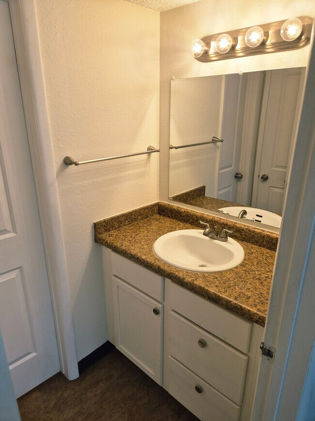 Photo - 2736 S Adams St (South Salt Lake, UT) Apartment
