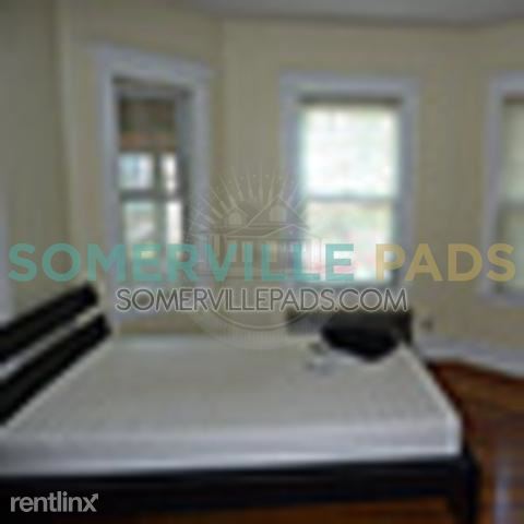 Building Photo - 65 Bromfield Rd