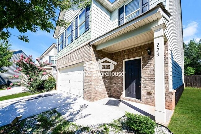 Building Photo - Beautiful 4/3 McDonough Home!