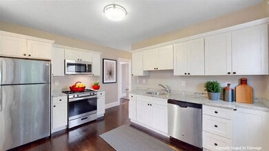 Building Photo - 6 Ashmont Ct