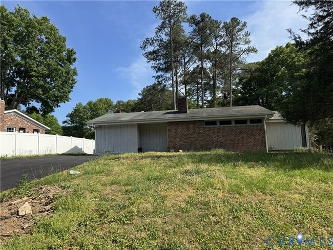 Foto del edificio - 10309 Wycliff Rd