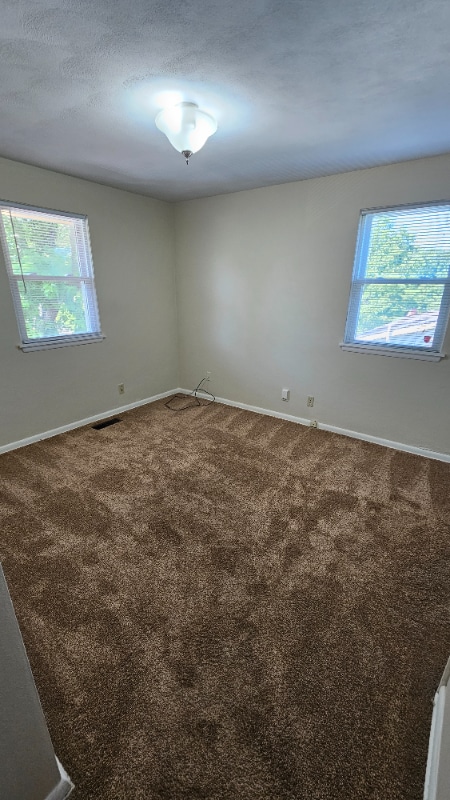 Building Photo - 1605 W Lincoln Wood Pl