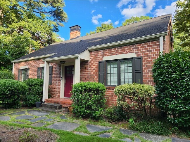 Building Photo - 2003 N Decatur Rd