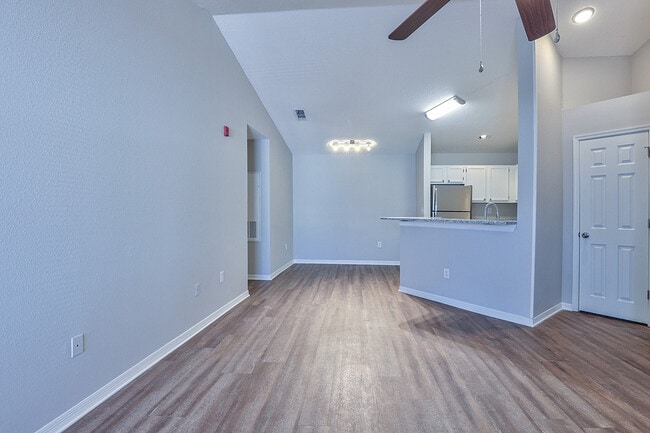 Building Photo - Alabaster Estates