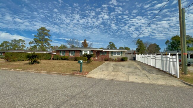 Foto del edificio - 3 Bedroom Ranch in North Augusta SC