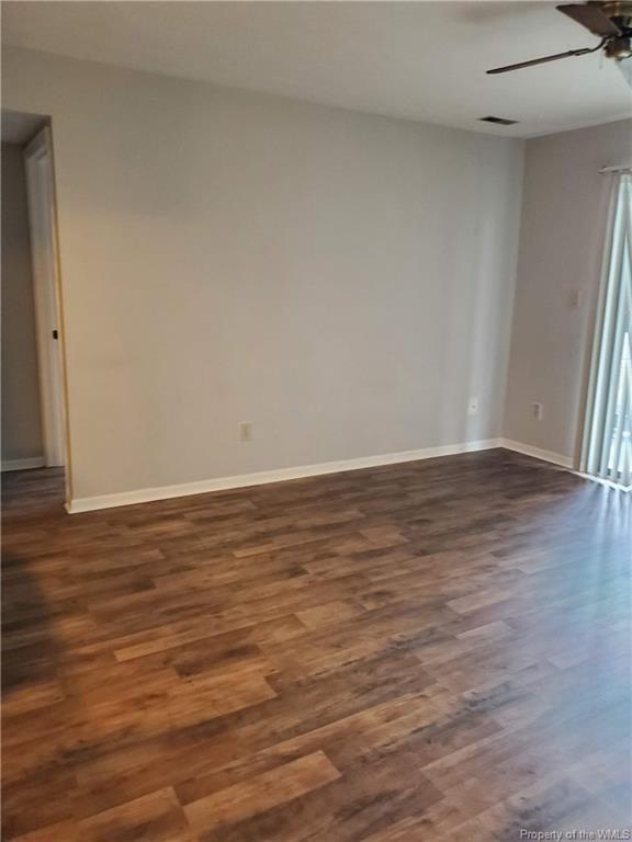 Foto del edificio - 131 Haverford Ct