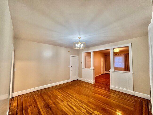 Foto del edificio - 700 Hudson Ave