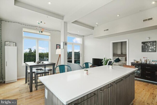 Foto del edificio - 412 S 13th St