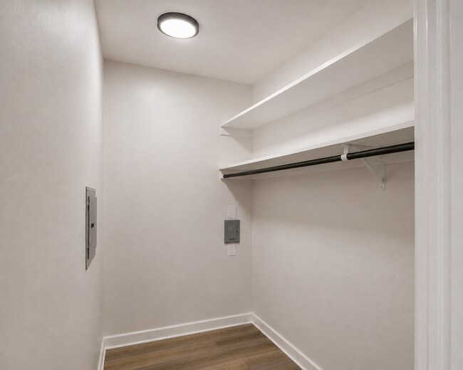 Foto del edificio - 1312 N Adams St