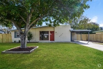 Building Photo - 3211 21st Ave Dr W