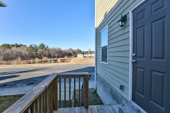 Photo - 1956 Corvallis Ave Apartment