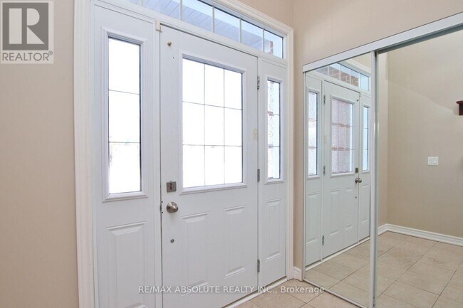 Photo du bâtiment - 346 Glenbrae Ave