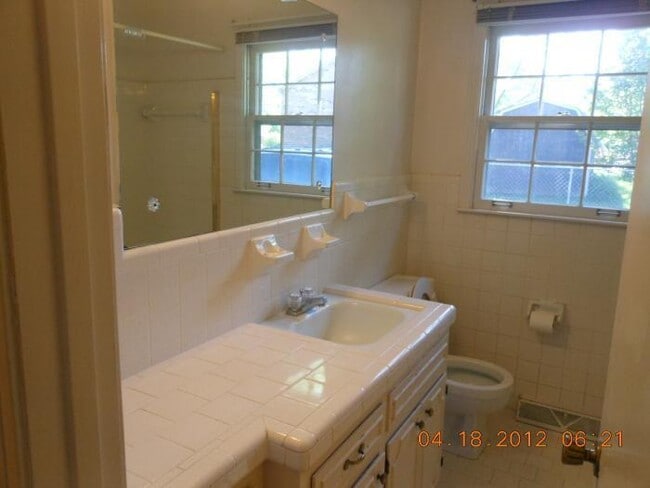 Foto del edificio - 3 Bedroom Home For Rent in St B Area!