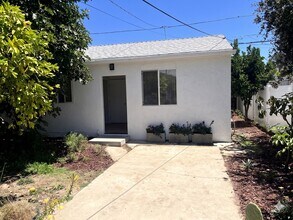 Building Photo - 5724-5726 Lemona Ave