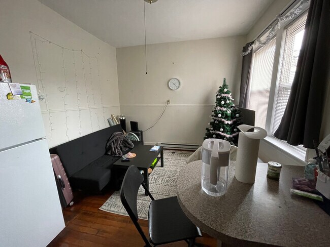 Foto del edificio - 884 Huntington Ave