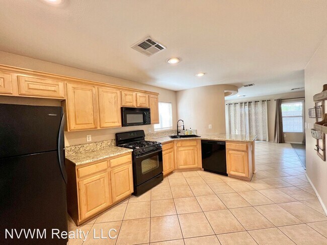 Foto del edificio - 3 br, 2.5 bath House - 11025 African Sunse...