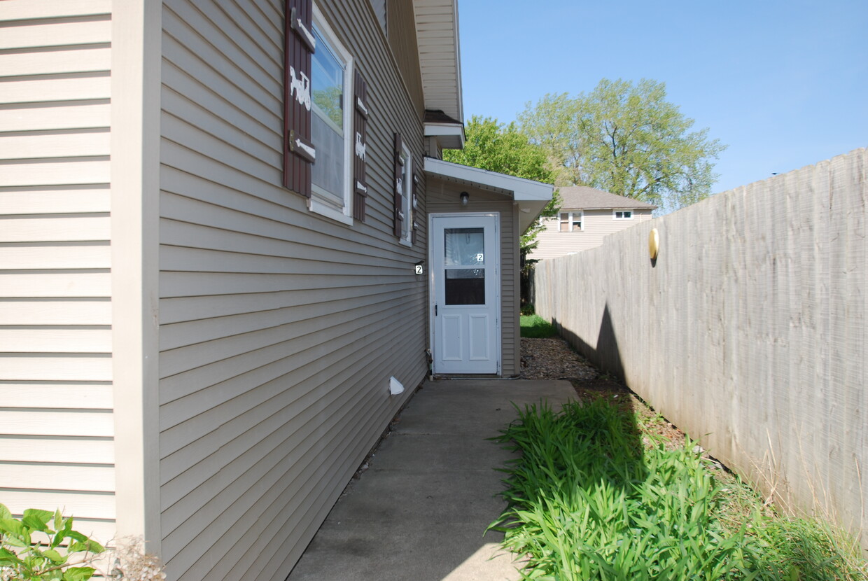 Primary Photo - 925 3rd Ave