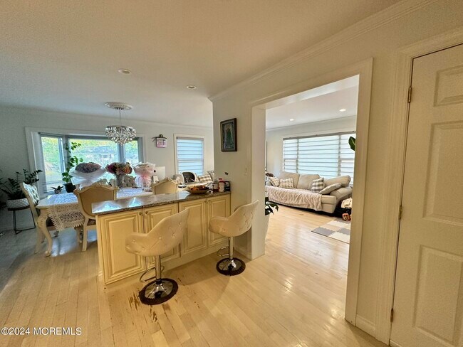 Foto del edificio - 43 Frederick Ave