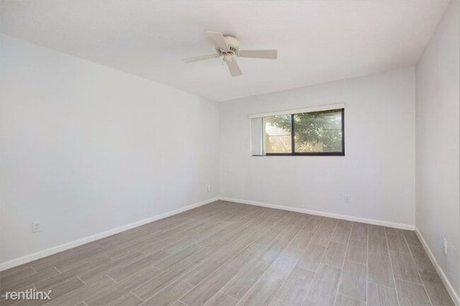 Building Photo - 2 br, 2 bath Condo - 2334 Golf Lake Cir