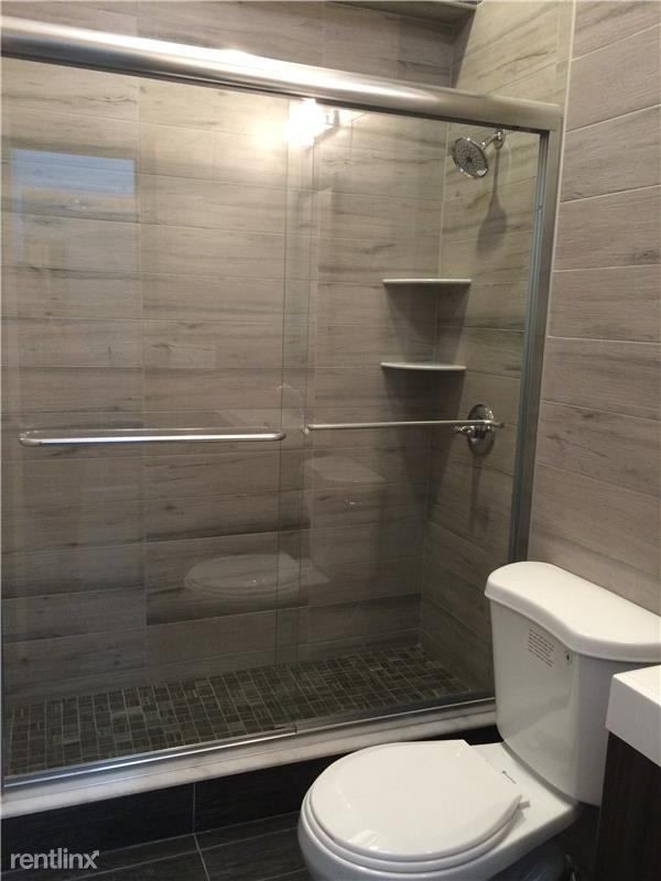 Foto del edificio - 1 br, 1 bath Apartment - 174 Kent Ave