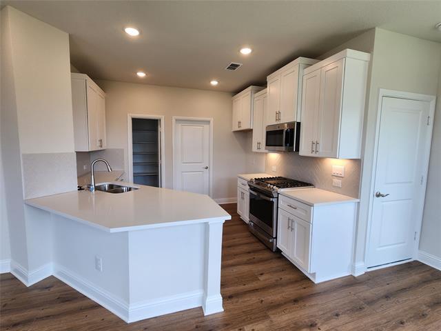 Building Photo - 10820 Tall Timbers Trl