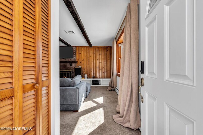 Foto del edificio - 46 Sunset Ave