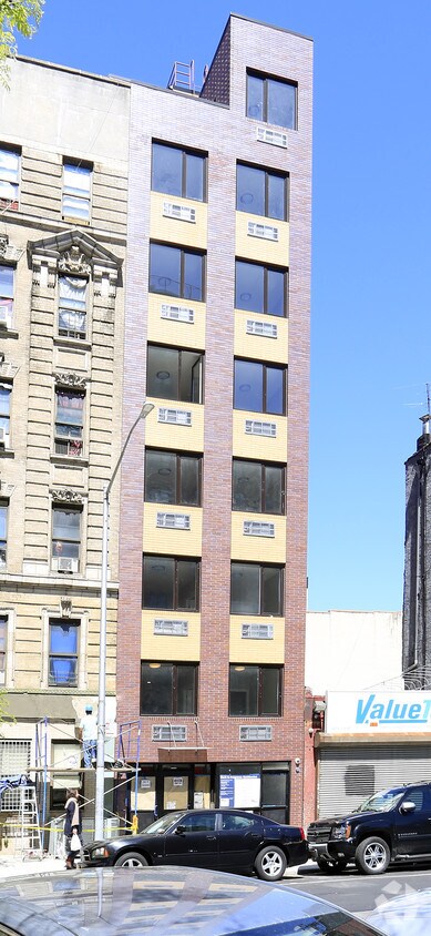 Exterior Image - 245 E 115th St