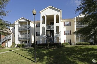 Building Photo - 121 Wexford Dr
