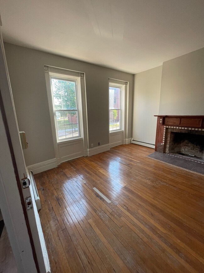 60 Westerlo St Unit 1, Albany, NY 12202 Condo for Rent in Albany, NY